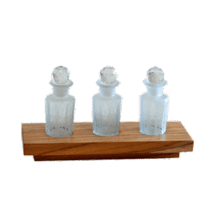 TRAY FOR OIL BOTTLES